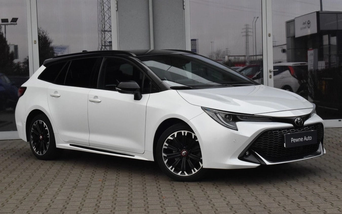 Toyota Corolla cena 139900 przebieg: 32600, rok produkcji 2022 z Olszyna małe 301